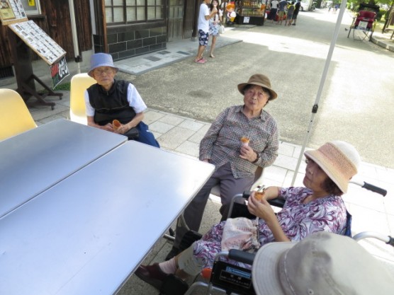 岩国レンコンの花見学へ関連画像